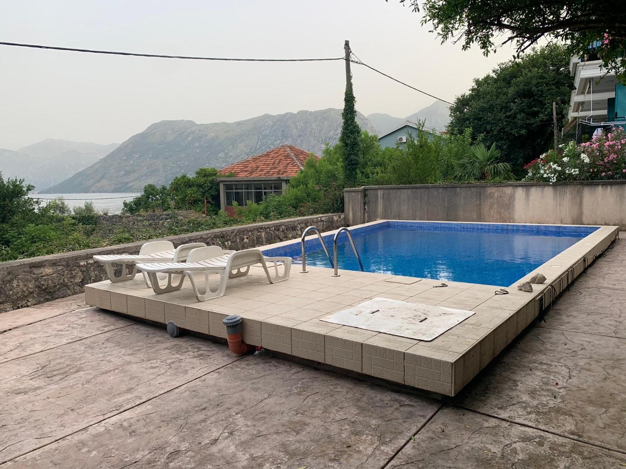 Apartment With Swimmingpool, Seaview And Large Terrace, 1St Floor, Min 2 Persons Dobrota Exterior photo